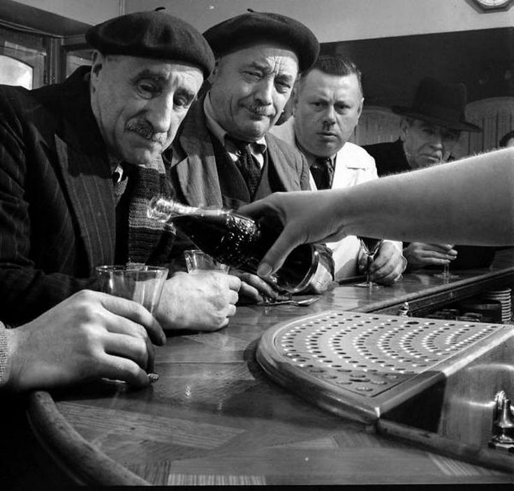 itroducing Coca Cola in France 1950