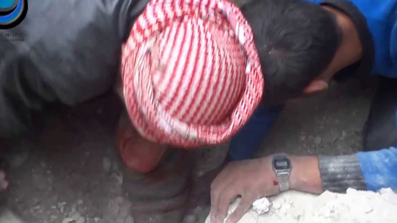 Syrian Toddler Pulled Alive From Rubble After Aleppo Bombing